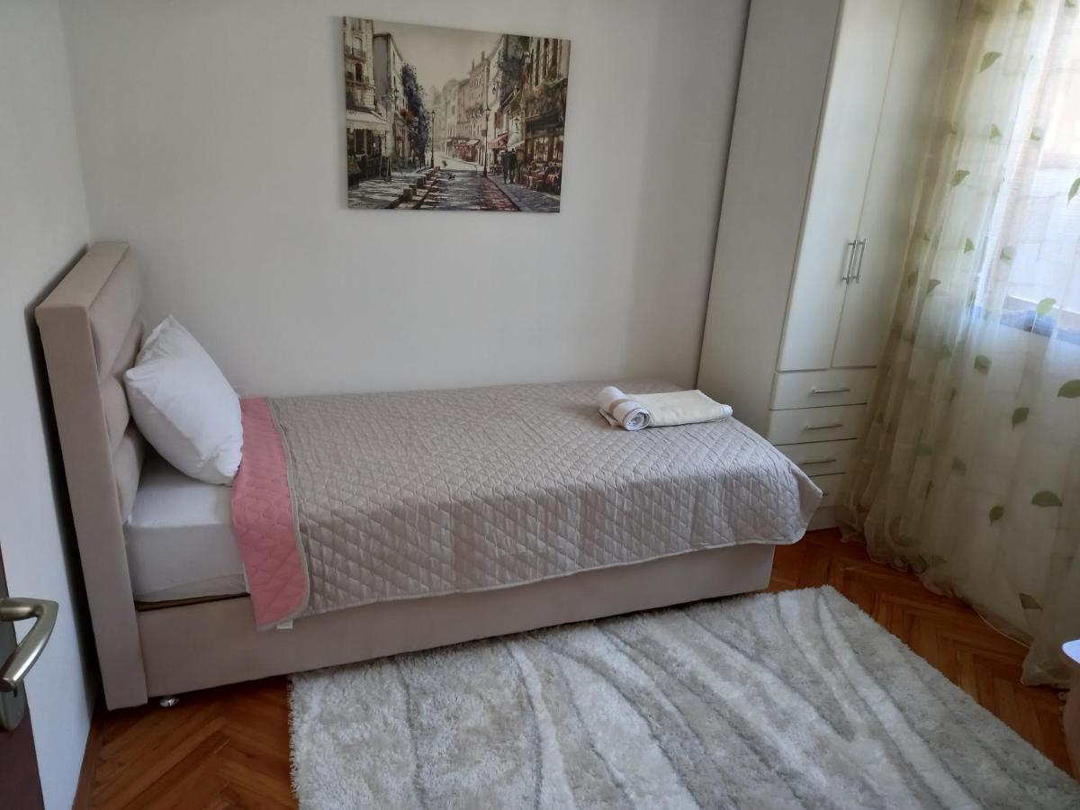 Apartament Stan U Maslinama Podgorica Zewnętrze zdjęcie